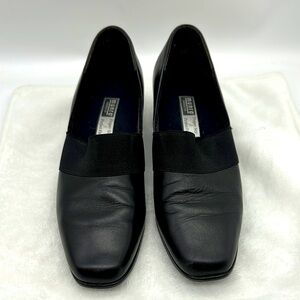 Munro American Proper Size Perfect Fit 6 1/2 M Black Womens